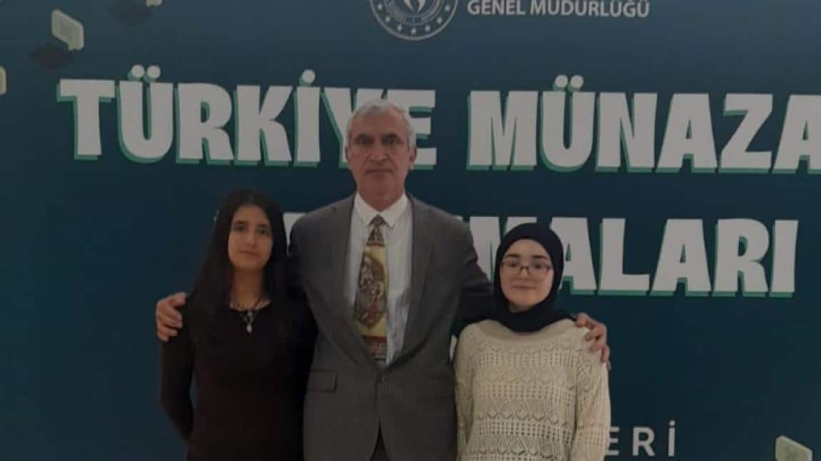 Münazara Yarışmasında CFL'den Bölge İkinciliği